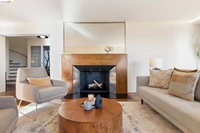 36 Highgate Rd, Kensington, CA 94707