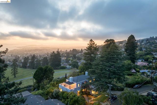 36 Highgate Rd, Kensington, CA 94707