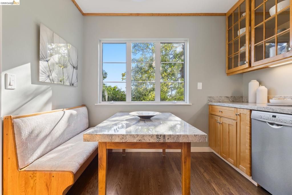 Image 18 of property listing at 36 Highgate Rd, Kensington, CA 94707