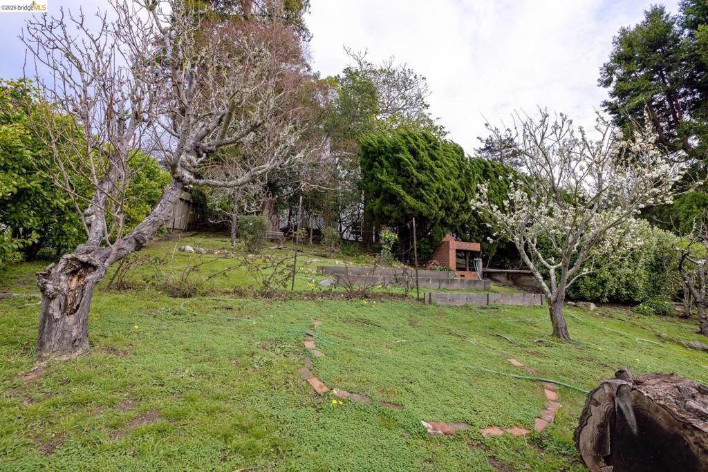 Image 76 of property listing at 36 Highgate Rd, Kensington, CA 94707