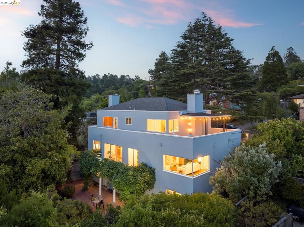 Image 87 of property listing at 36 Highgate Rd, Kensington, CA 94707
