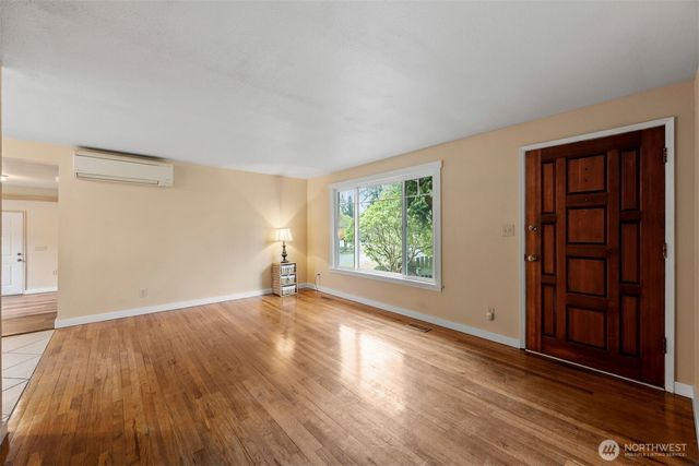 6205 W Beech Street, Everett, WA 98203