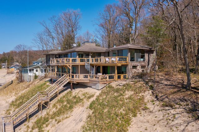 80132 Linden Hills Street, Covert, MI 49043