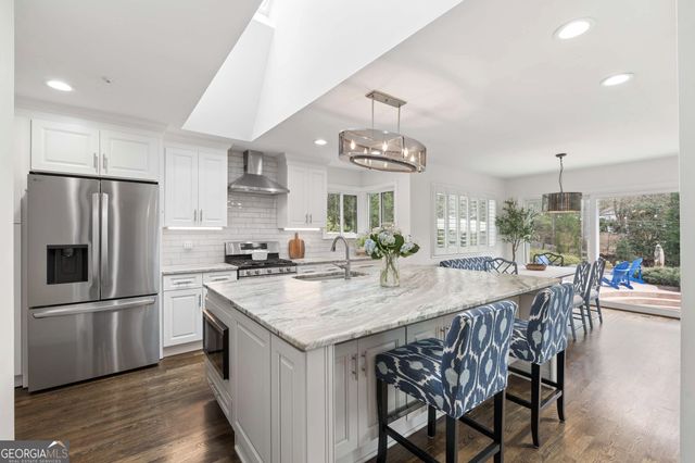 10045 Bankside Drive, Roswell, GA 30076