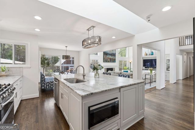 10045 Bankside Drive, Roswell, GA 30076