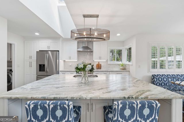 10045 Bankside Drive, Roswell, GA 30076