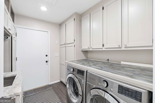 10045 Bankside Drive, Roswell, GA 30076