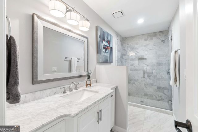 10045 Bankside Drive, Roswell, GA 30076