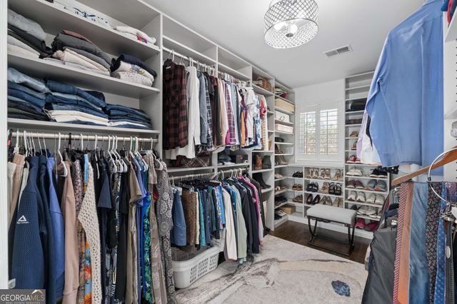 10045 Bankside Drive, Roswell, GA 30076