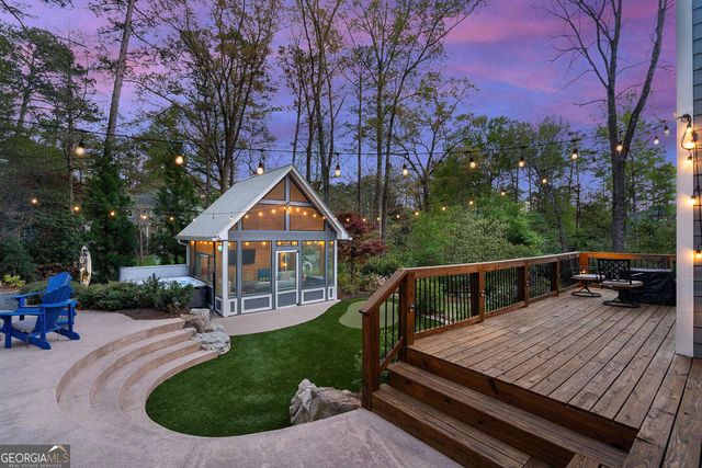 10045 Bankside Drive, Roswell, GA 30076