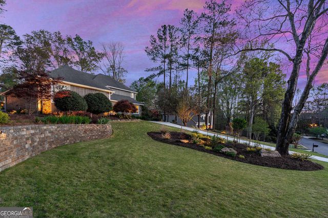 10045 Bankside Drive, Roswell, GA 30076