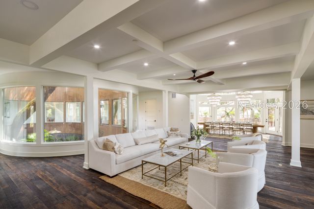 100 Brams Point Road, Hilton Head Island, SC 29926