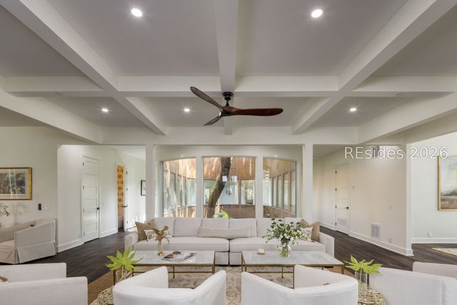 100 Brams Point Road, Hilton Head Island, SC 29926