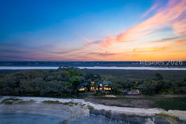 100 Brams Point Road, Hilton Head Island, SC 29926