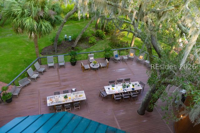 100 Brams Point Road, Hilton Head Island, SC 29926