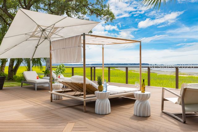 100 Brams Point Road, Hilton Head Island, SC 29926