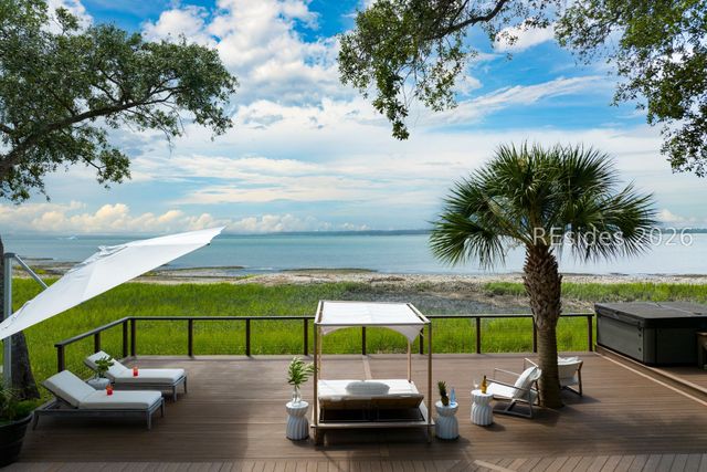 100 Brams Point Road, Hilton Head Island, SC 29926