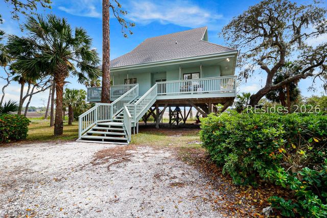 100 Brams Point Road, Hilton Head Island, SC 29926