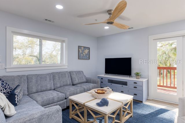 100 Brams Point Road, Hilton Head Island, SC 29926