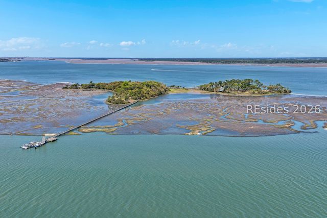 100 Brams Point Road, Hilton Head Island, SC 29926