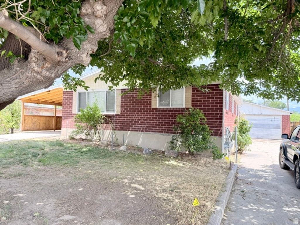 3205 S 4000 W, West Valley City, UT 84120