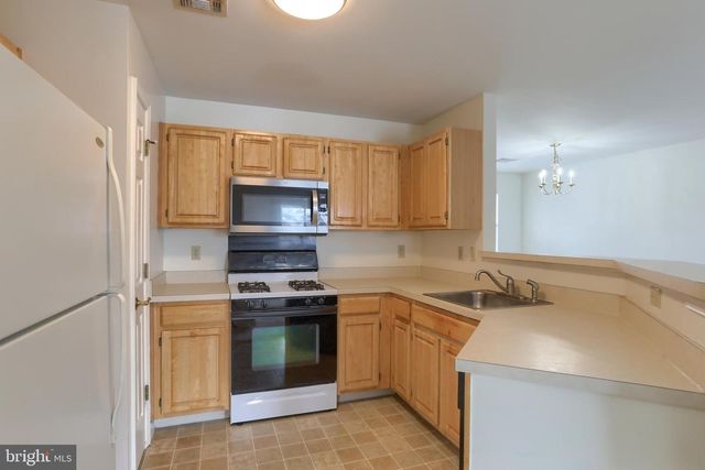 211 SPARROW RD, Hummelstown, PA 17036