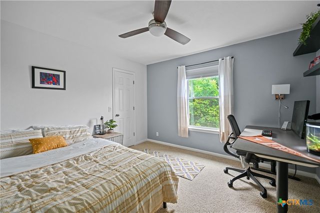 112 Hobby Horse, Liberty Hill, TX 78642