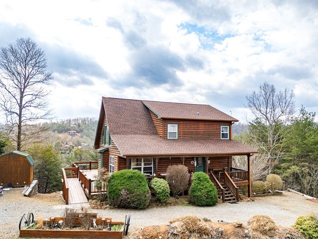 210 Pin Oak Ridge, Murphy, NC 28906
