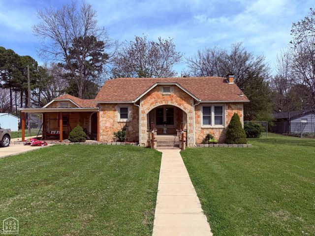 610 W 3rd Street, Rector, AR 72461