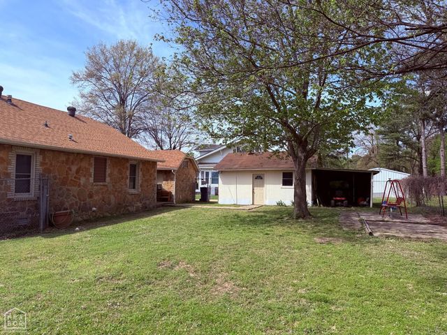 610 W 3rd Street, Rector, AR 72461