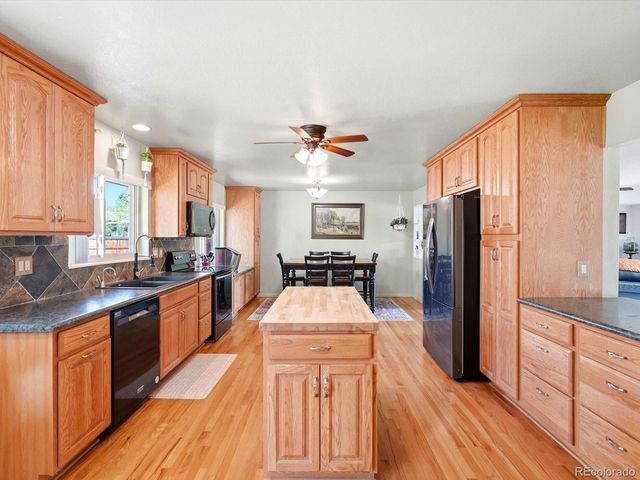 1947 S Xenon St, Lakewood, CO 80228