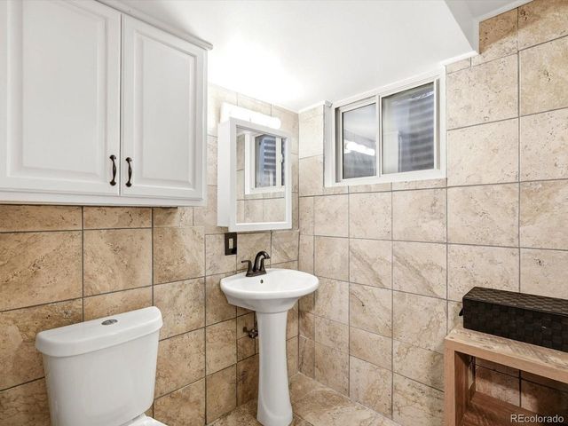 1947 S Xenon St, Lakewood, CO 80228