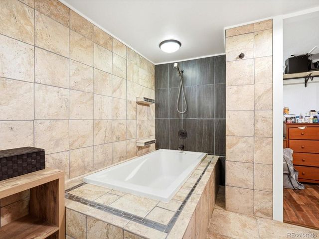 1947 S Xenon St, Lakewood, CO 80228