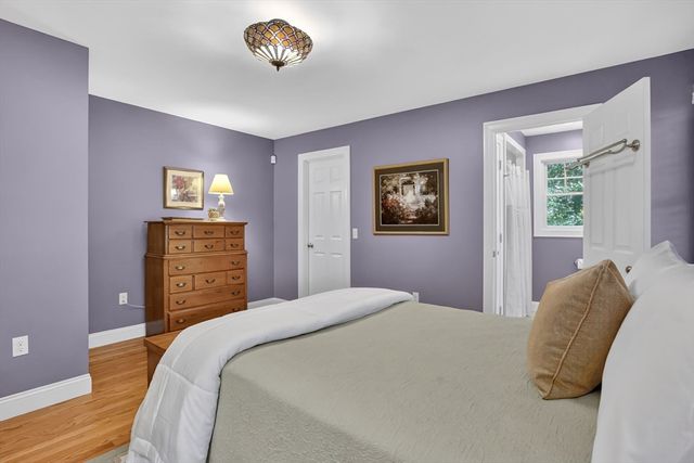 16 Fernwood Drive, East Longmeadow, MA 01028
