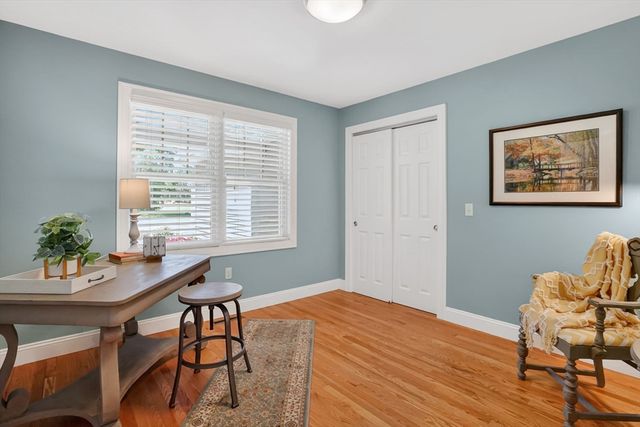 16 Fernwood Drive, East Longmeadow, MA 01028