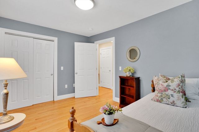 16 Fernwood Drive, East Longmeadow, MA 01028