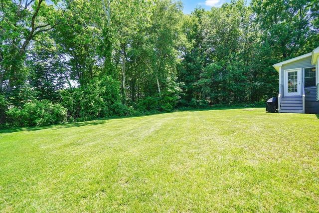 16 Fernwood Drive, East Longmeadow, MA 01028