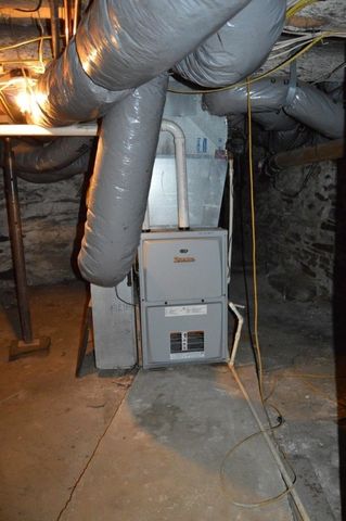 402 MAIN Street, Saegertown, PA 16433