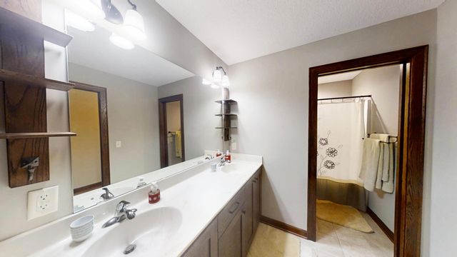 15315 Elm Court, Faribault, MN 55021