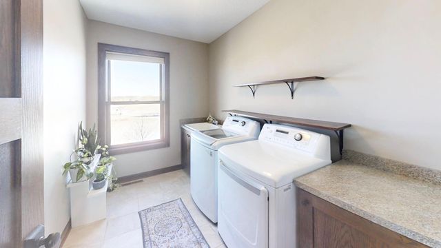 15315 Elm Court, Faribault, MN 55021