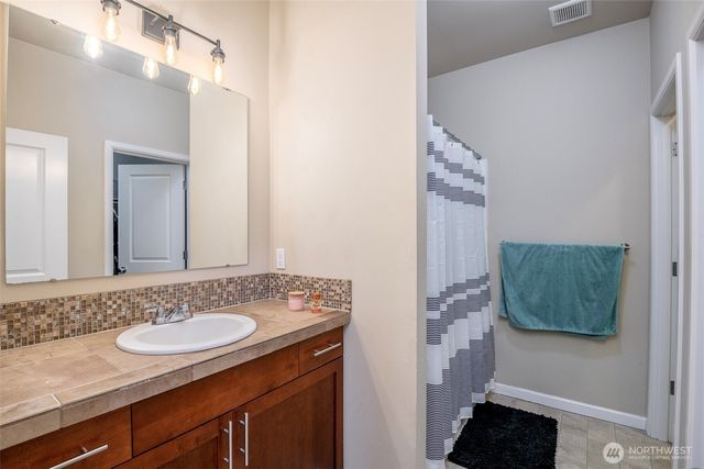 14471 100th Avenue SE, Yelm, WA 98597