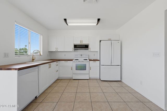 1126 W AUBURN Drive, Tempe, AZ 85283