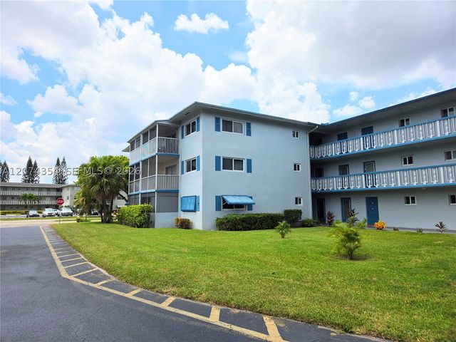 981 Hillcrest Ct 115, Hollywood, FL 33021
