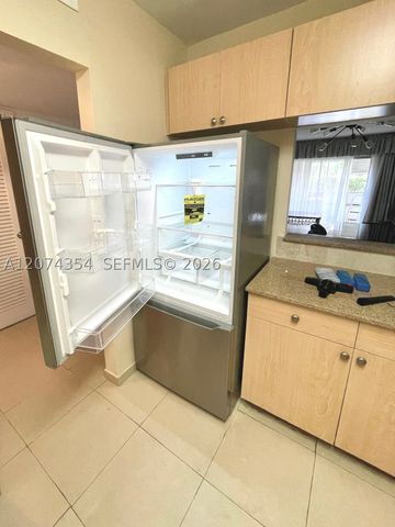 981 Hillcrest Ct 115, Hollywood, FL 33021