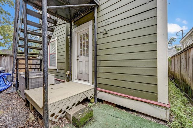 2202 Kane Street A, Houston, TX 77007
