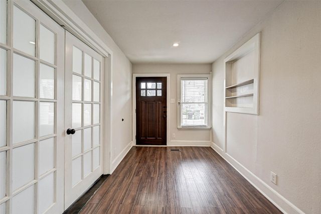2202 Kane Street A, Houston, TX 77007