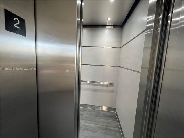 8595 Sunrise Lakes Blvd 207, Sunrise, FL 33322