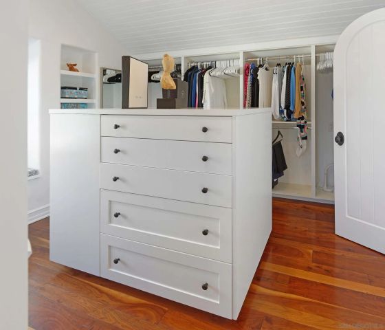 438 Sea Lane, La Jolla, CA 92037