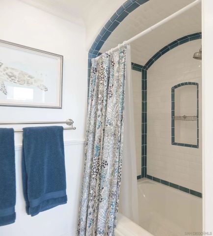 438 Sea Lane, La Jolla, CA 92037