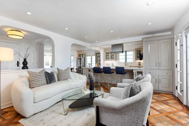 438 Sea Lane, La Jolla, CA 92037